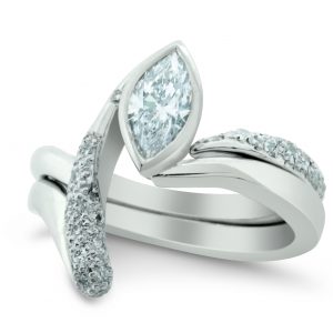 Platinum diamond ring