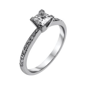 Janet Isherwood Jewellery platinum diamomd ring. JIR019